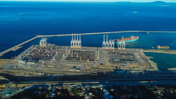 A.P. Moller - Maersk lance les opérations d’APM Terminals MedPort Tangier Au Port Tanger Med 2